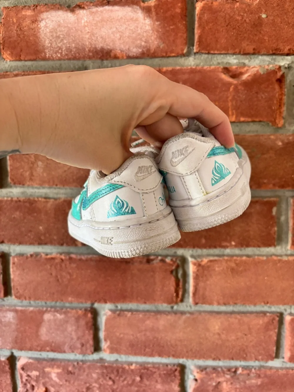 Custom Frozen Elsa Nikes - Picture 3 of 5